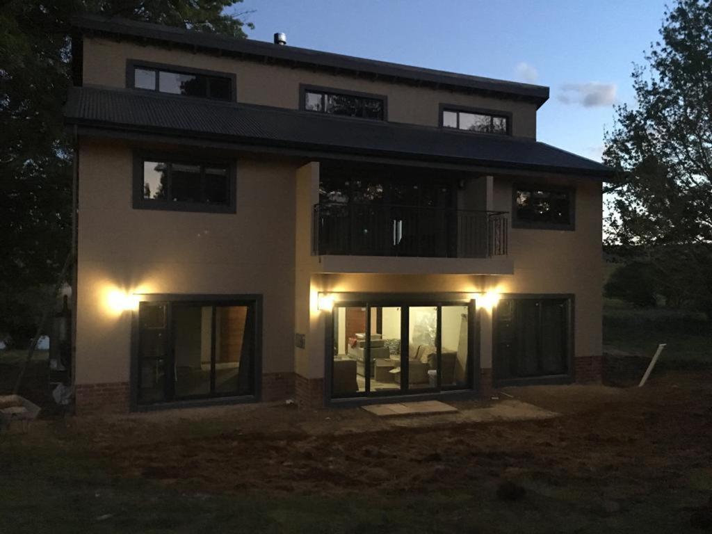 Valley Lakes The Lodge Underberg Esterno foto